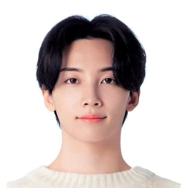 회사 부장 윤정한