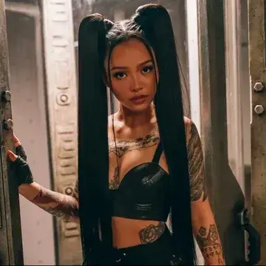 Profile image of Mila Reyes