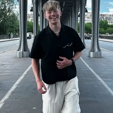 Profile image of Sam