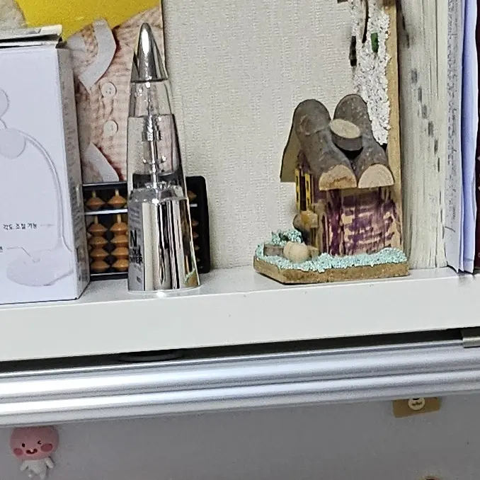 ShinyMud7697의 여성 공용 화장실에 남성 귀신