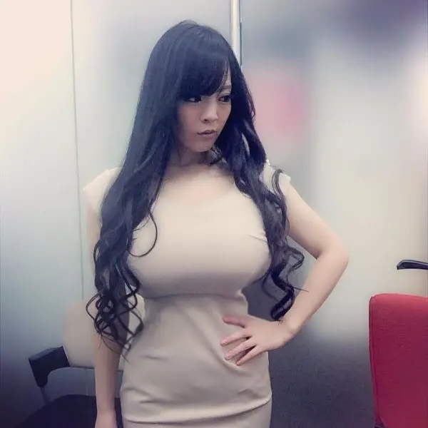RoastNurse4586의 타나카 히토미 우리엄마