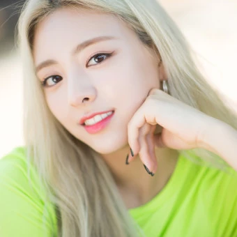 신유나♥️💜