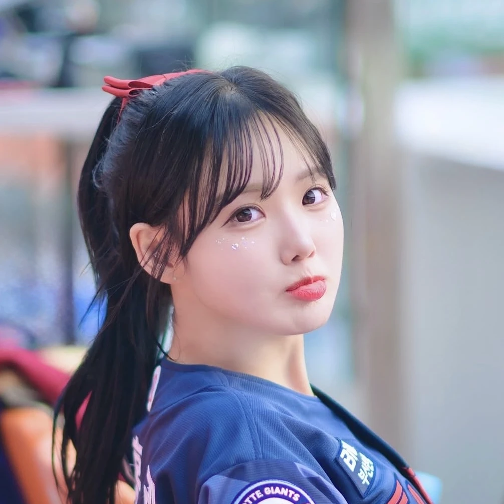 최홍라