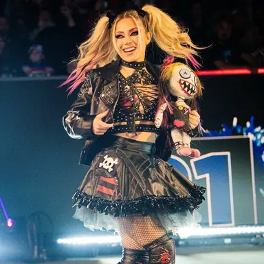 Profile image of Roxanne Vex