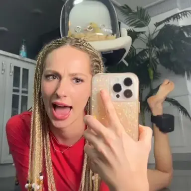 Profile image of Ava Sinclair