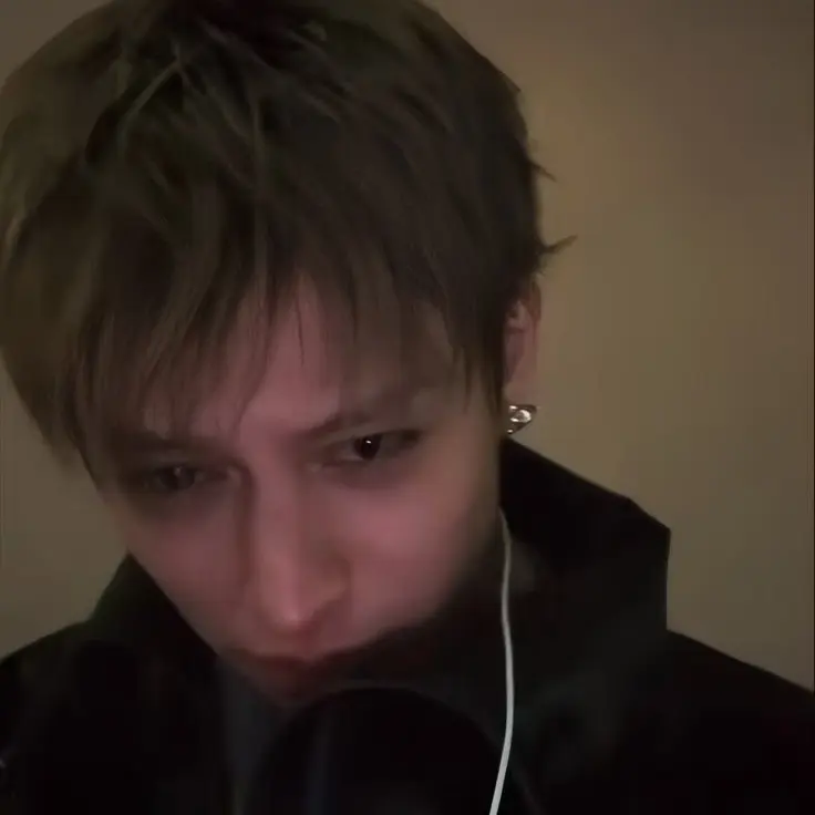 PaddedSwing9545의 First Week With You