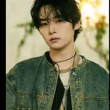 Profile image of Lee know