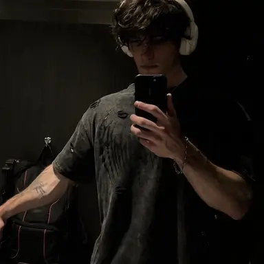 Profile image of Ethan