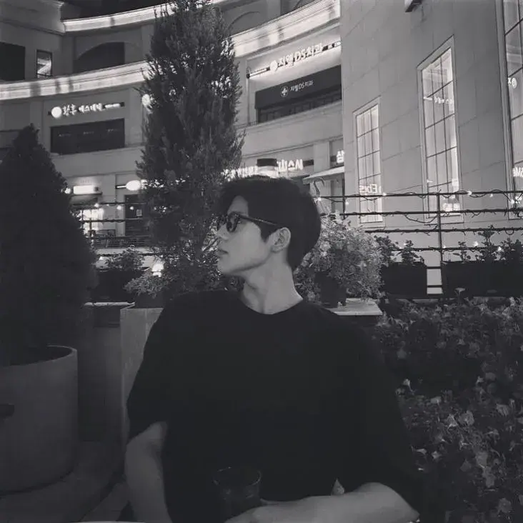 LovingTrail6182의 BIMA | Bima Nugraha