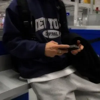 BouncyClamp1248의 COLE DONOVAN