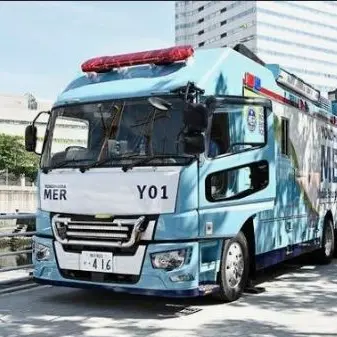 Toyopet의 神社での車のお祭り