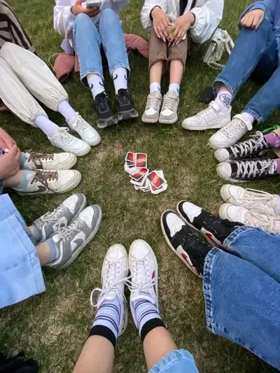 TangyDeli1727의 Group of friends