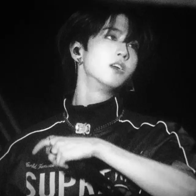CroakyWire8354의 한지성