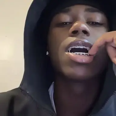 Profile image of Zay