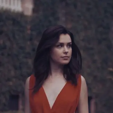 Profile image of Laura