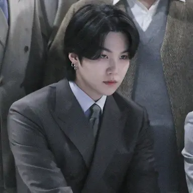 Profile image of Min Y