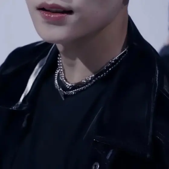 LateSigh5922의 소꿉친구가 일진이됨