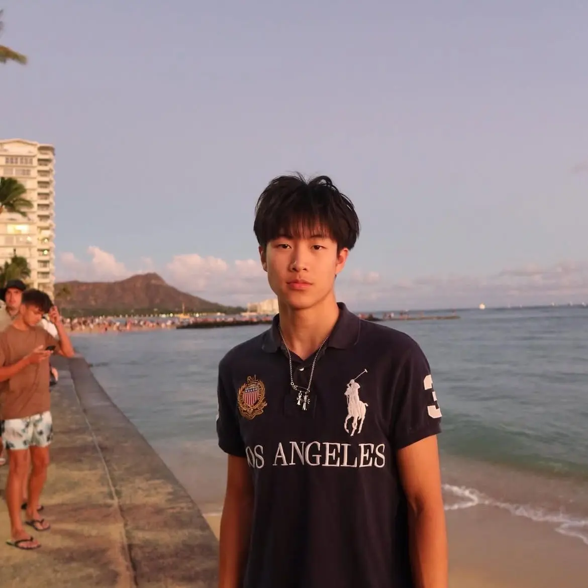 LocalChild7006의 High school-college sweethearts