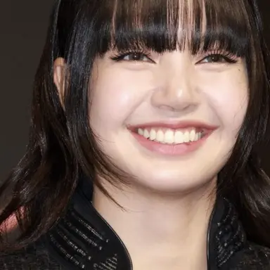 Profile image of Lisa