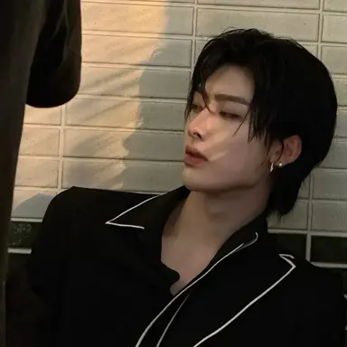 Profile image of Min-jun