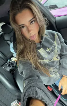Profile image of Mikayla