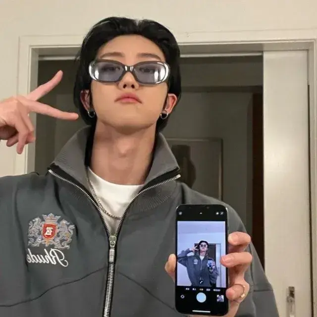 DaringSkate7942의 Lian