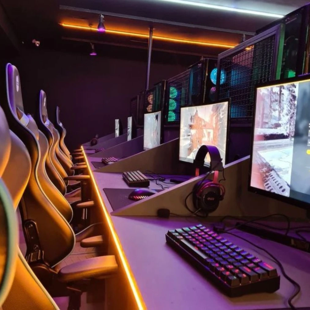 PC방 알바 rpg