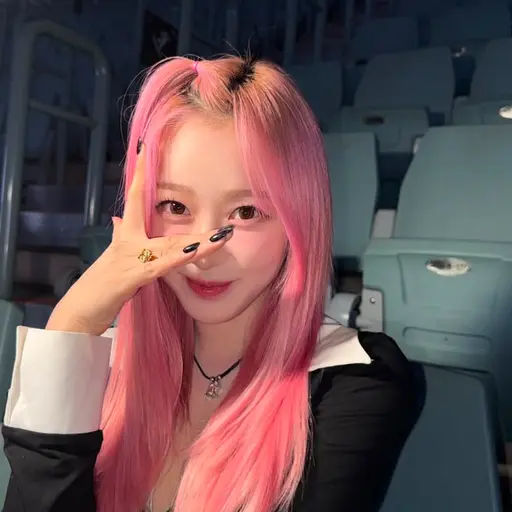 Djsjjsnsjsk의 김 민 정