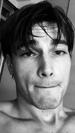 Profile image of Leon s kennedy