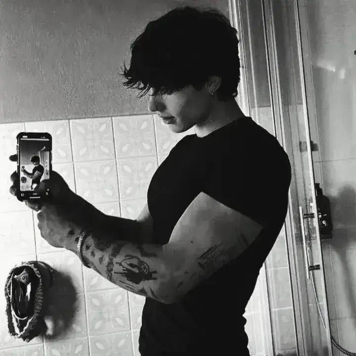 PastSpice3568의 Emre Demir