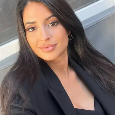 Profile image of Lena Hart