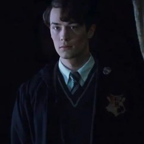 EllaJ_Warner의 Tom riddle