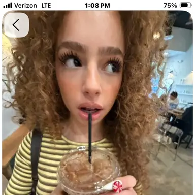 Profile image of Eliana
