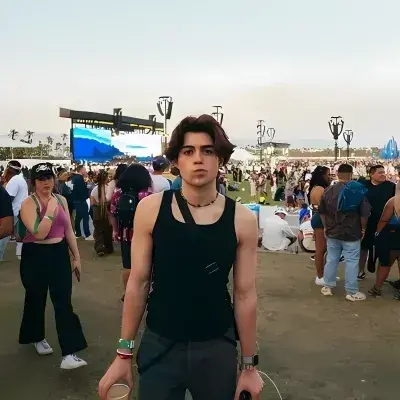 ShrillFile2345의 Leo