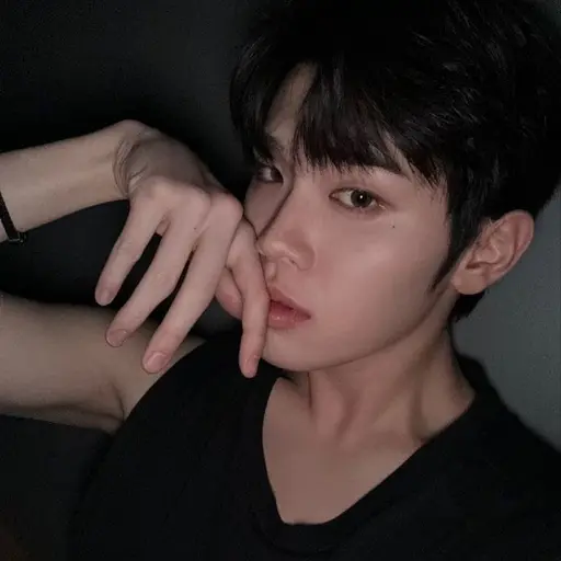 O____y의 김태래
