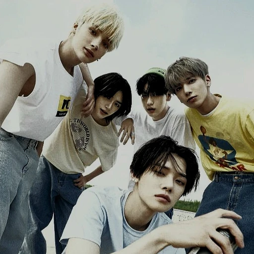 𝑻𝑿𝑻 일진。。