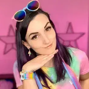 FluffyBox3249의 LaurenZside