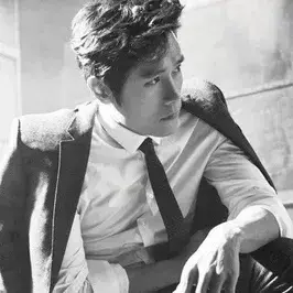 Profile image of Lee