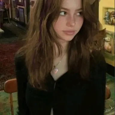 Profile image of Elara