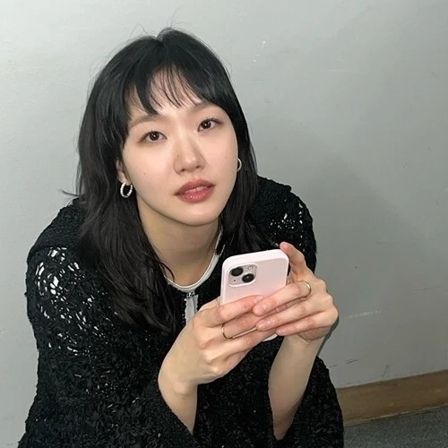 김고은