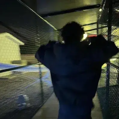 LargePump9022의 Chloe's Brother