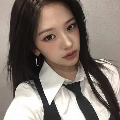 Profile image of 안유진