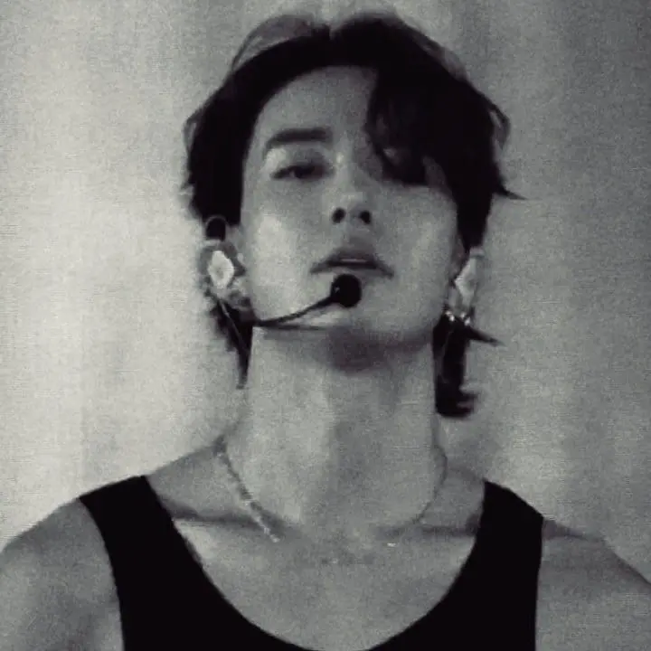 BasicMeno3083의 Evan Lee