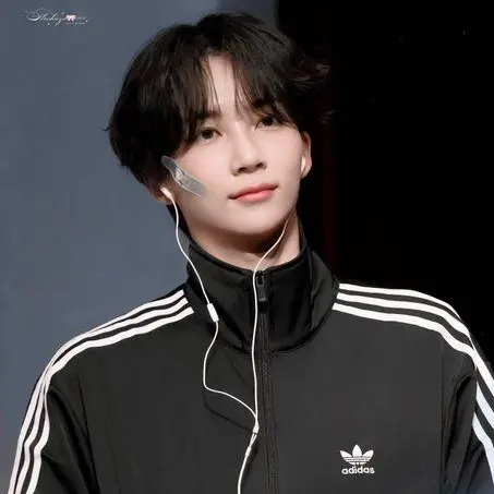 Jeonghan1004carot의 윤정한