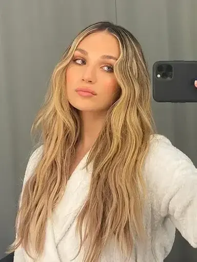 Profile image of Maddie