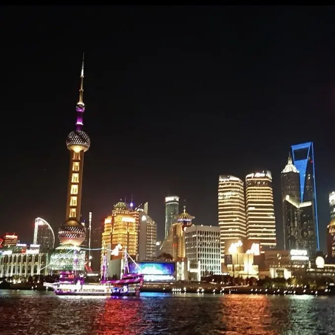 LovelyLedge8140의 송은석