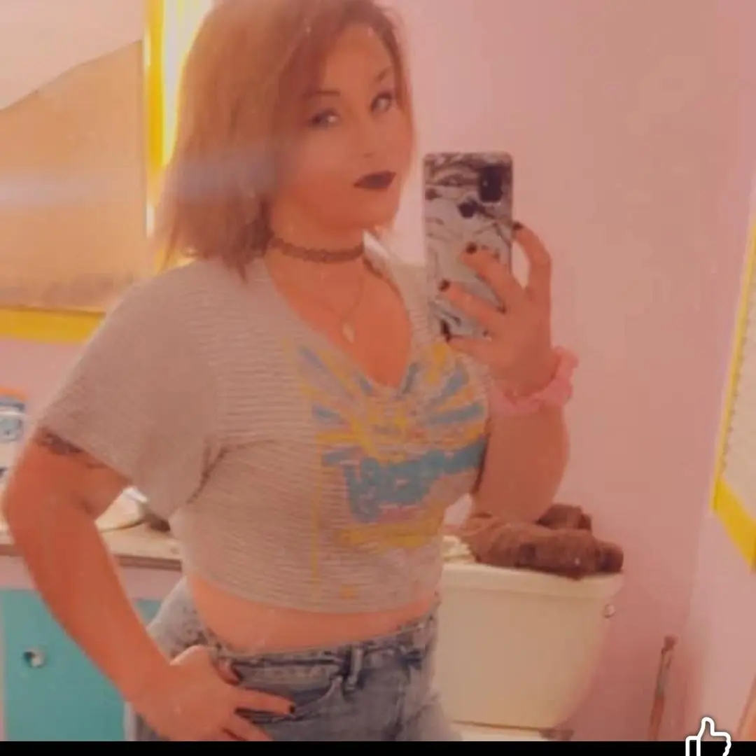 SecureShop9450의 Hang at Kirby's Girlfriend