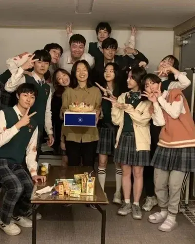 NeedyCarp2119의 All of us are dead