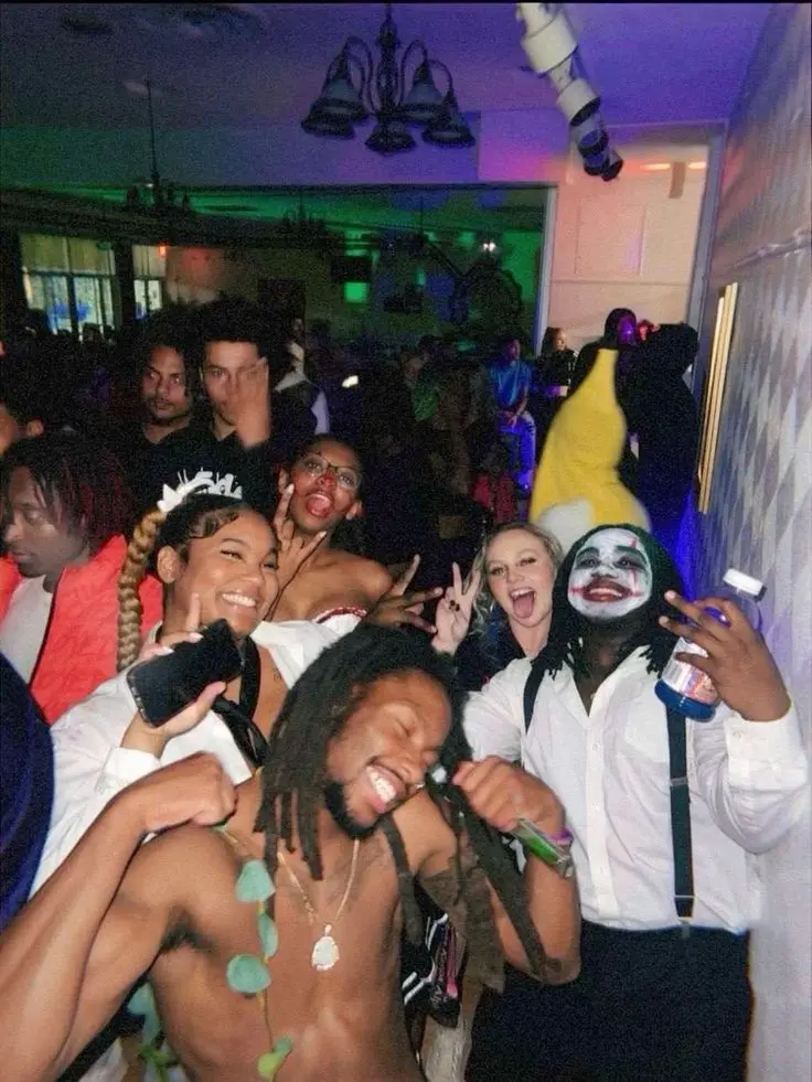 MeltyJuicy3030의 Hood Halloween Party