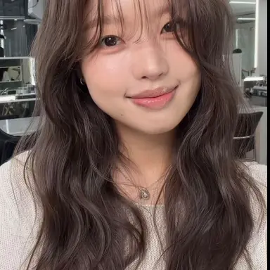 Profile image of Sarah